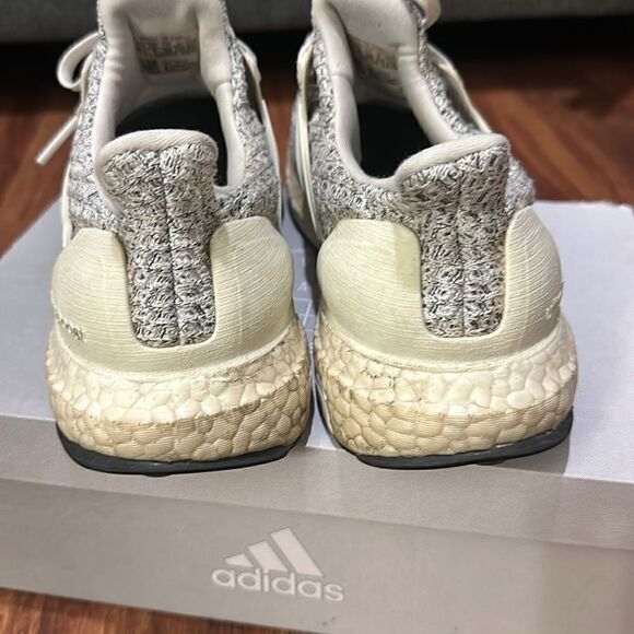 Adidas Ultra Boost size 6.5 - Picture 2 of 9